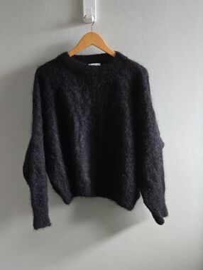 European Sinnuu Mohair Black "Darla" Sweater L/XL